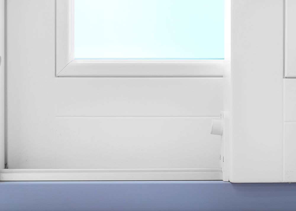 2-delt fasadeparti i tre med skyvedører - 3-lags glass + Ramme ermer 2-delt fasadeparti i tre med skyvedører - 3-lags glass + Ramme ermer
