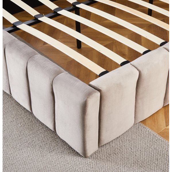 Sengeramme med LED-belysning 160 x 200 cm
