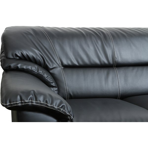Dominic sofa 3-seter - Svart kunstskinn Dominic sofa 3-seter - Svart kunstskinn