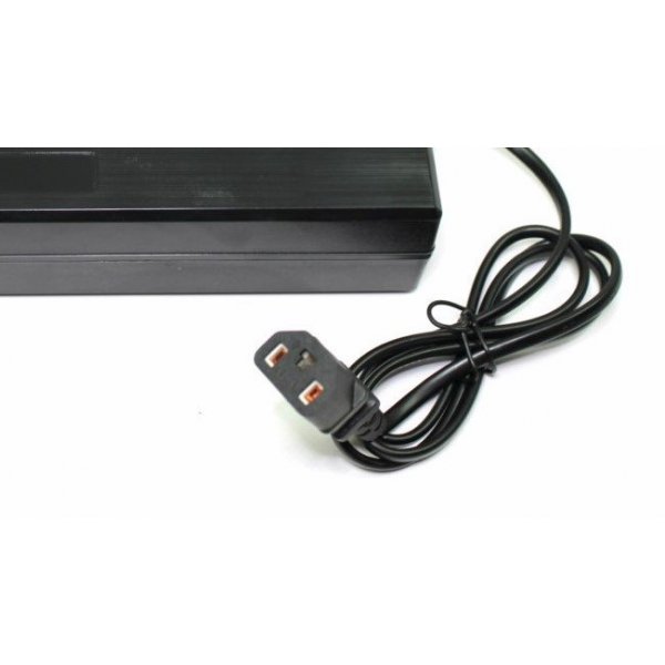 Ekstra lader til Elscooter - 800W Ekstra lader til Elscooter - 800W