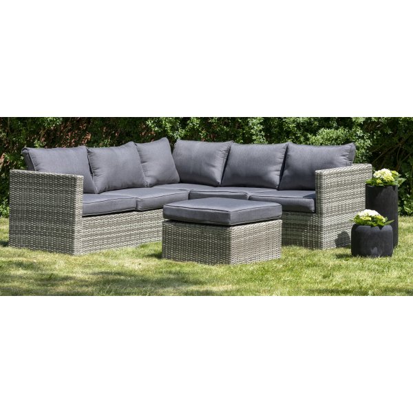 Ingelstorp hjørnesofa med fotskammel - Grå kunstrotting Ingelstorp hjørnesofa med fotskammel - Grå kunstrotting