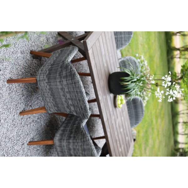 Oxford utendrs spisegruppe; brunt bord 220 cm inkl. 6 stk. Valetta lenestoler gr kunstrotting + Tekstilimpregnering for utembler