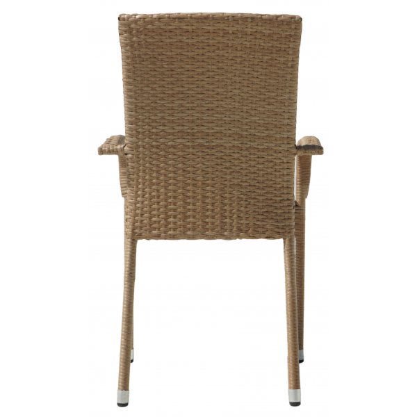 Majken stabelbar utestol med pute - Naturfarget syntetisk rotting med beige sittepute Majken stabelbar utestol med pute - Naturfarget syntetisk rotting med beige sittepute