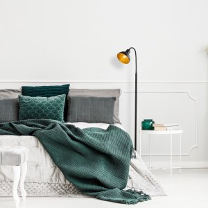 Like gulvlampe 8 - Svart/gull Like gulvlampe 8 - Svart/gull