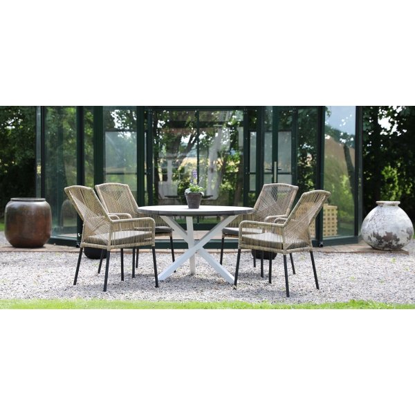 Ystad lenestol - vridd syntetisk rotting/grå pute + Tekstilimpregnering for utemøbler Ystad lenestol - vridd syntetisk rotting/grå pute + Tekstilimpregnering for utemøbler