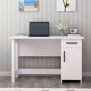 Naturlig skrivebord 120 x 60 cm - Hvit Naturlig skrivebord 120 x 60 cm - Hvit