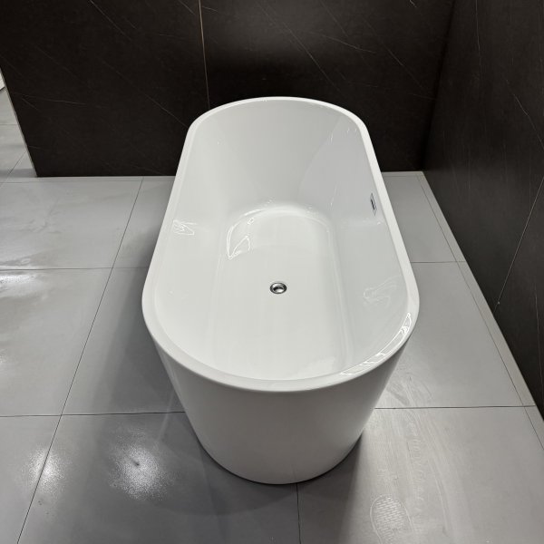 Badekar Hilo frittst�ende 135 � 75 cm