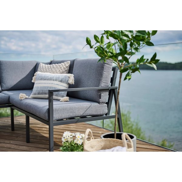 Easy living Melo loungegruppe i aluminium med lysegr� puter