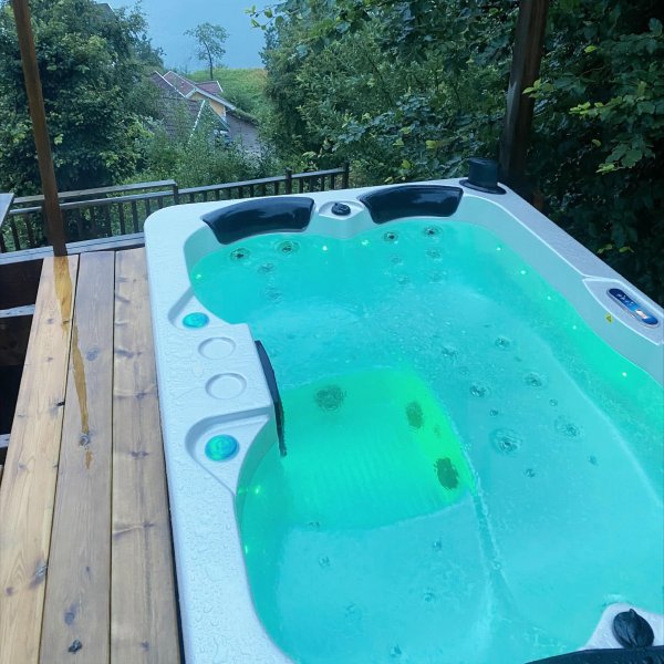 Spa Relaxio - 4 personer Spa Relaxio - 4 personer