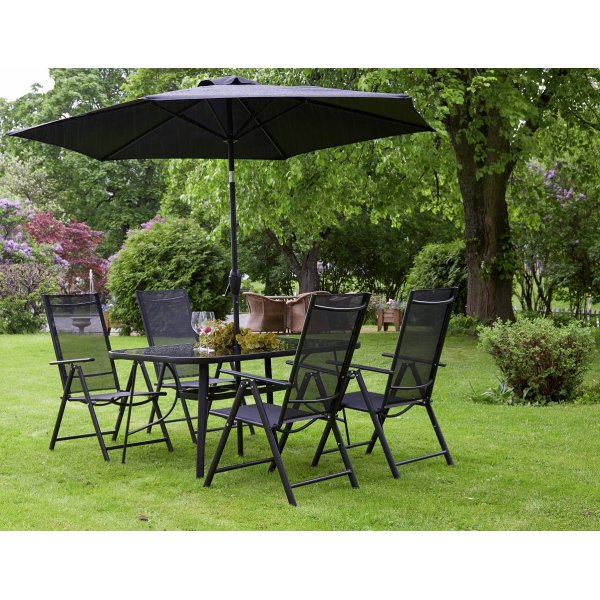 Bjurvik spisegruppe med parasoll By Martinsen - Svart Bjurvik spisegruppe med parasoll By Martinsen - Svart