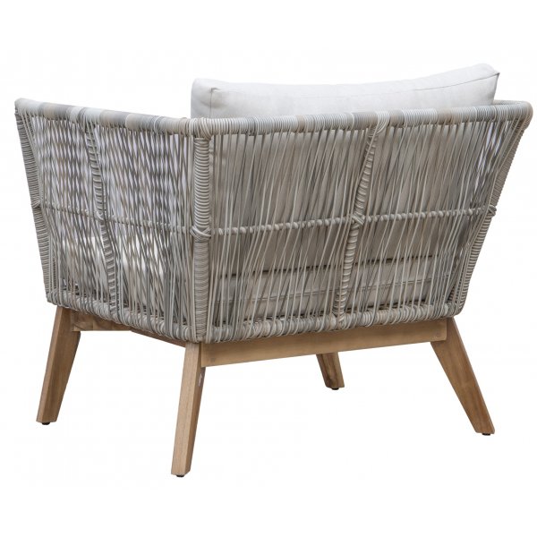 Inez loungegruppe - Grå syntetisk rotting og akasietre Inez loungegruppe - Grå syntetisk rotting og akasietre