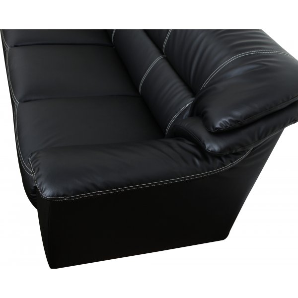 Dominic sofa 3-seter - Svart kunstskinn Dominic sofa 3-seter - Svart kunstskinn