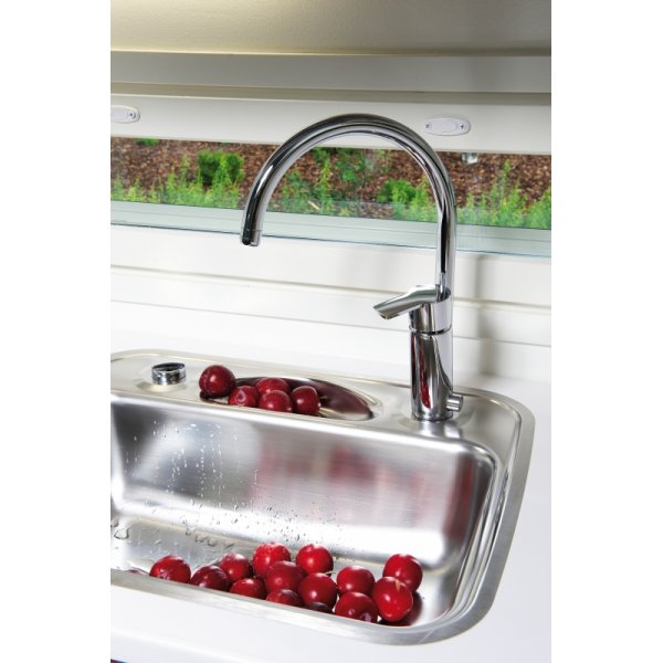 Oras Kjøkkenbatteri med avstengning, 6 V Cubista 2839F Oras Kjøkkenbatteri med avstengning, 6 V Cubista 2839F