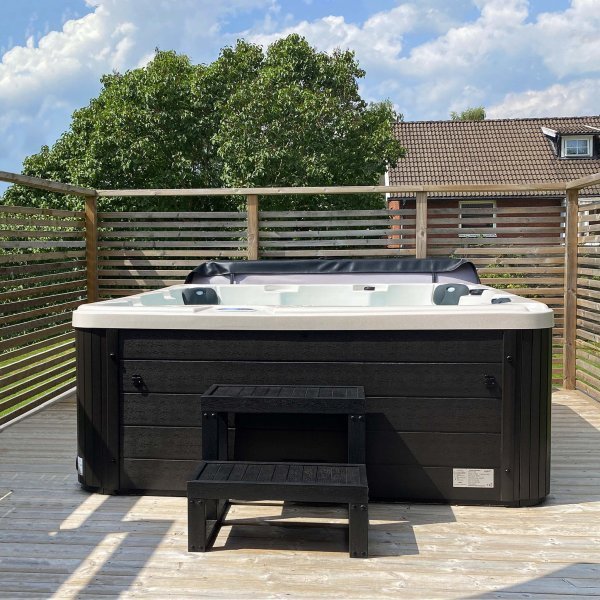 Boblebad 5-6 personer Lucite� akryl, Gecko� sirkulasjonspumpe og Balboa� kontrollsystem 2026 - Poseidon