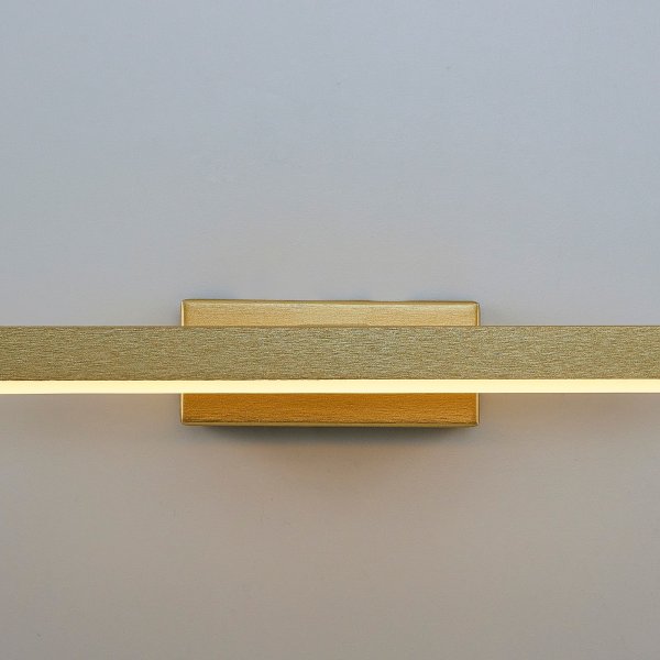 Linia vegglampe 1651 - Antikk Linia vegglampe 1651 - Antikk