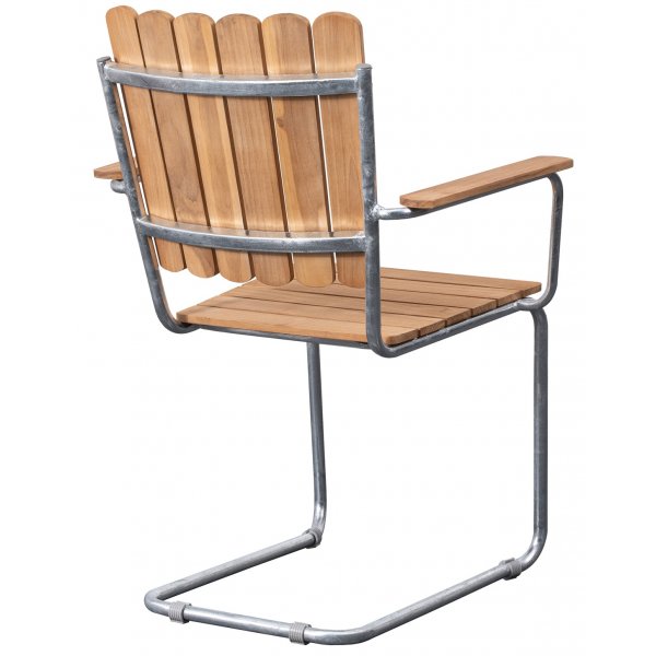 Utestoler stablebare lenestoler i teak med armlener - Möllan Utestoler stablebare lenestoler i teak med armlener - Möllan