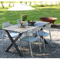 Spisegruppe Scottsdale: 150 cm grått trebord inkludert 4 stk. stablebare Abbe-stoler Spisegruppe Scottsdale: 150 cm grått trebord inkludert 4 stk. stablebare Abbe-stoler