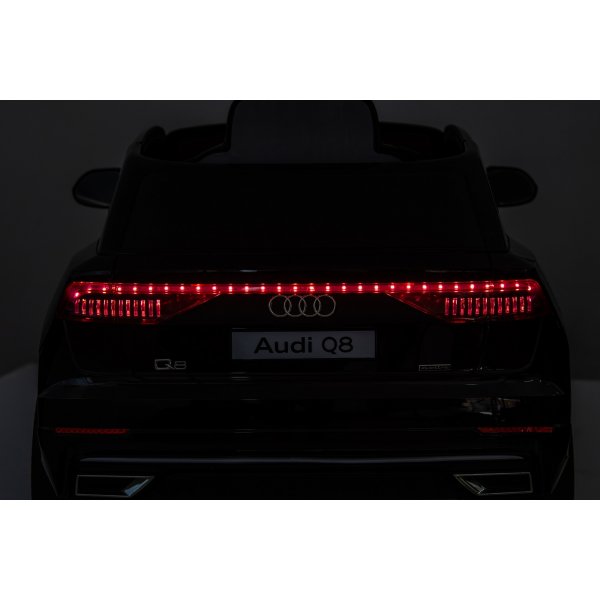Elbil for barn Q8 Audi 2x35W 12V7Ah | Svart