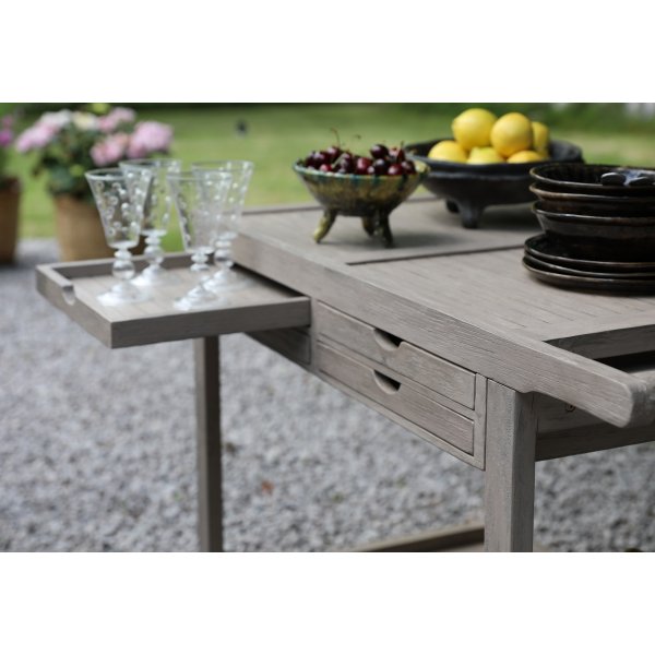 Saltö serveringsvogn Nobiles - Grå teak Saltö serveringsvogn Nobiles - Grå teak