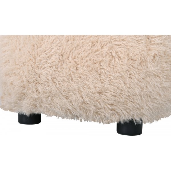 Fluffy puff i beige furry stoff Fluffy puff i beige furry stoff