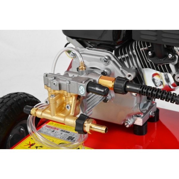 Bensindrevet høytrykkspyler - 681 L/H Bensindrevet høytrykkspyler - 681 L/H