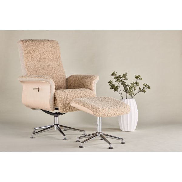 Lenestol med fotskammel Hag�n - beige teddy hvitvasket