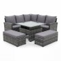 Hj�rnesofa for 6-8 personer med bord og 2 krakker - Utem�bler med puter og herdet glass