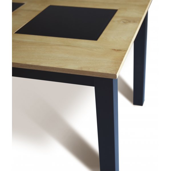 Spisebord 180x90 cm eik med svarte plater Spisebord 180x90 cm eik med svarte plater