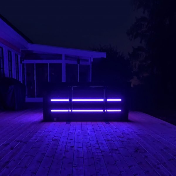 Badestamp Vivid Dreams WiFi - 5-6 personer - Svart utgave Badestamp Vivid Dreams WiFi - 5-6 personer - Svart utgave