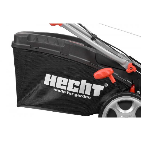 Bensindrevet gressklipper 46 cm, selvg�ende - Briggs & Stratton 140 cc