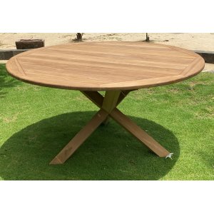 Saltö rundt spisebord i teak - 150 cm diameter