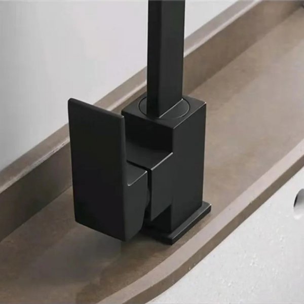 Kjøkkenbatteri Daisy - Sort Kjøkkenbatteri Daisy - Sort