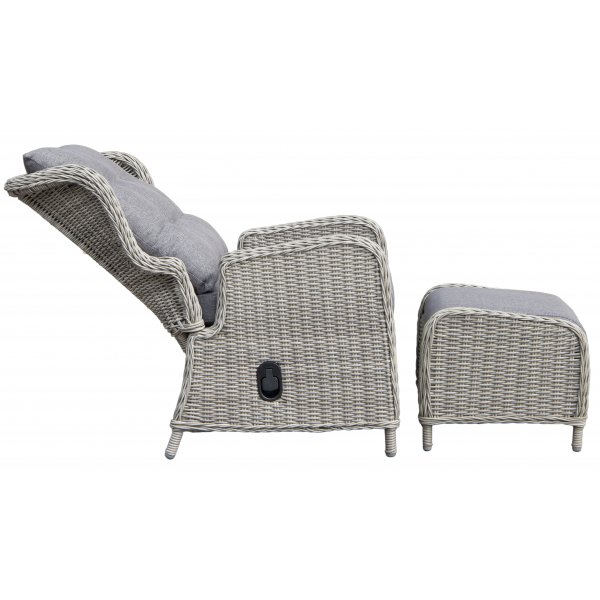 Haymond utemøbelsett (2 nedfellbare lenestoler, 1 bord) - Grå kunstrotting Haymond utemøbelsett (2 nedfellbare lenestoler, 1 bord) - Grå kunstrotting