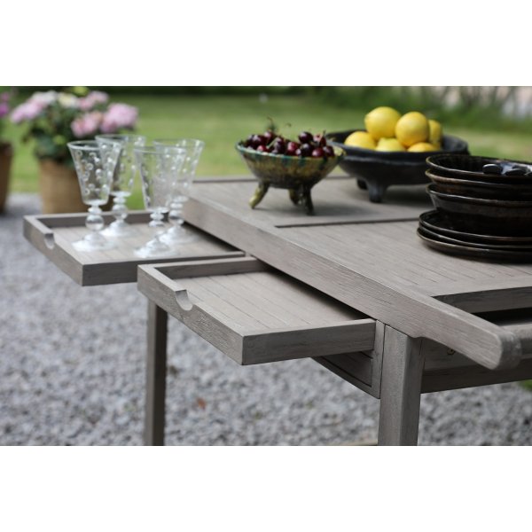 Saltö serveringsvogn Nobiles - Grå teak Saltö serveringsvogn Nobiles - Grå teak