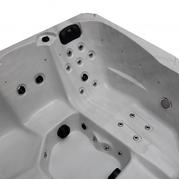 Badestamp Poseidon - 5-6 personer Badestamp Poseidon - 5-6 personer