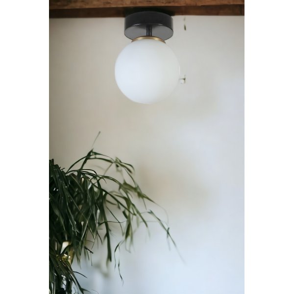 Donau taklampe - Sort/hvit Donau taklampe - Sort/hvit